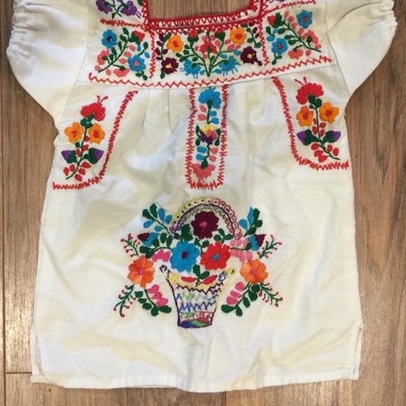 Super cute baby dress - Picture 2 of 2